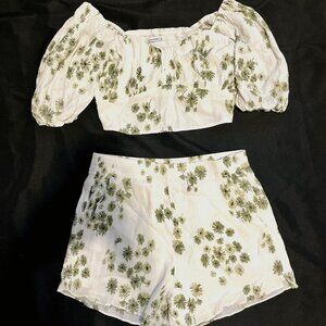 Abercrombie & Fitch 2 Piece Ivory and Olive Top and Matching  Shorts